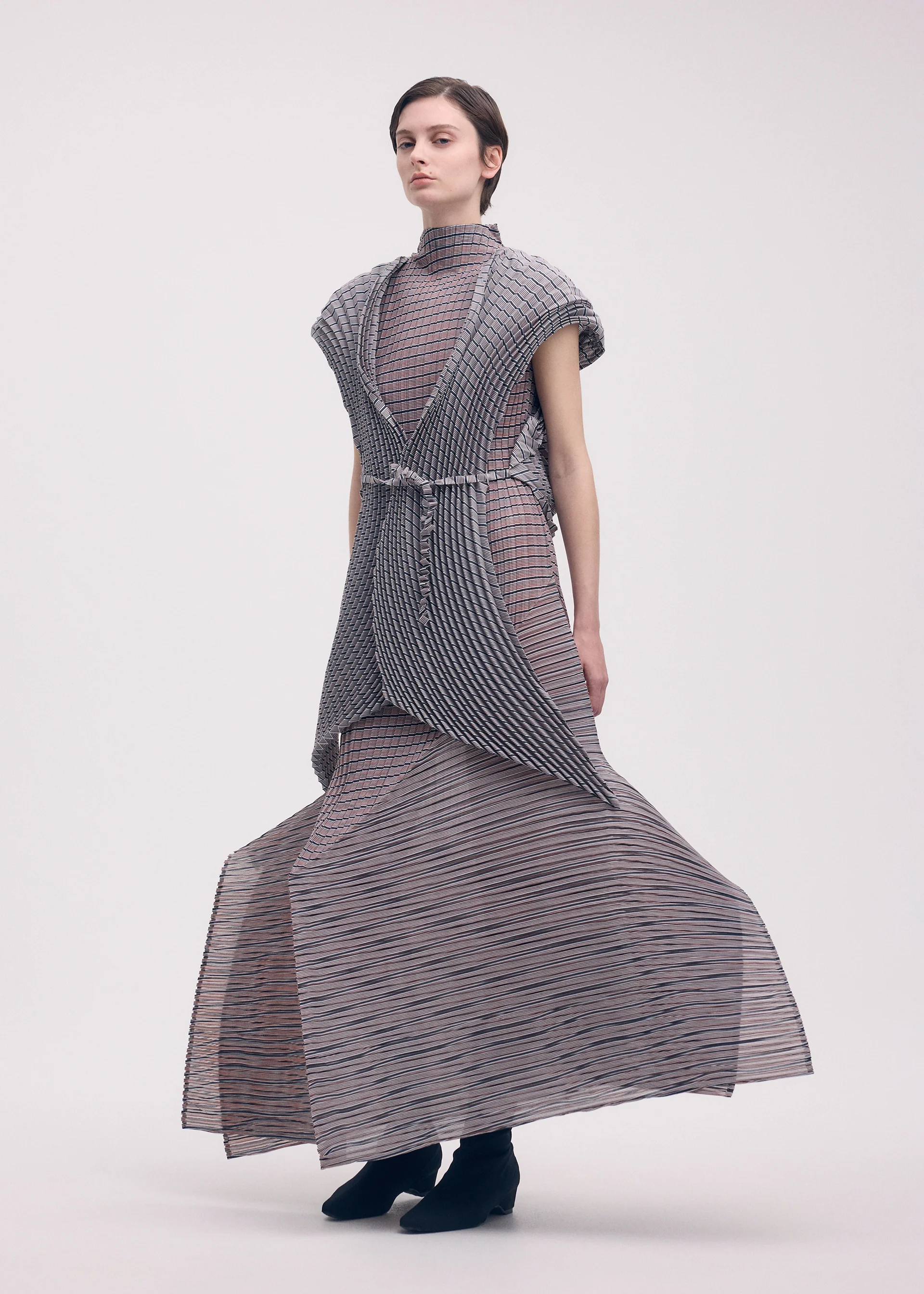 GENERIC STRIPES (HAND PLEATS) - Image 6