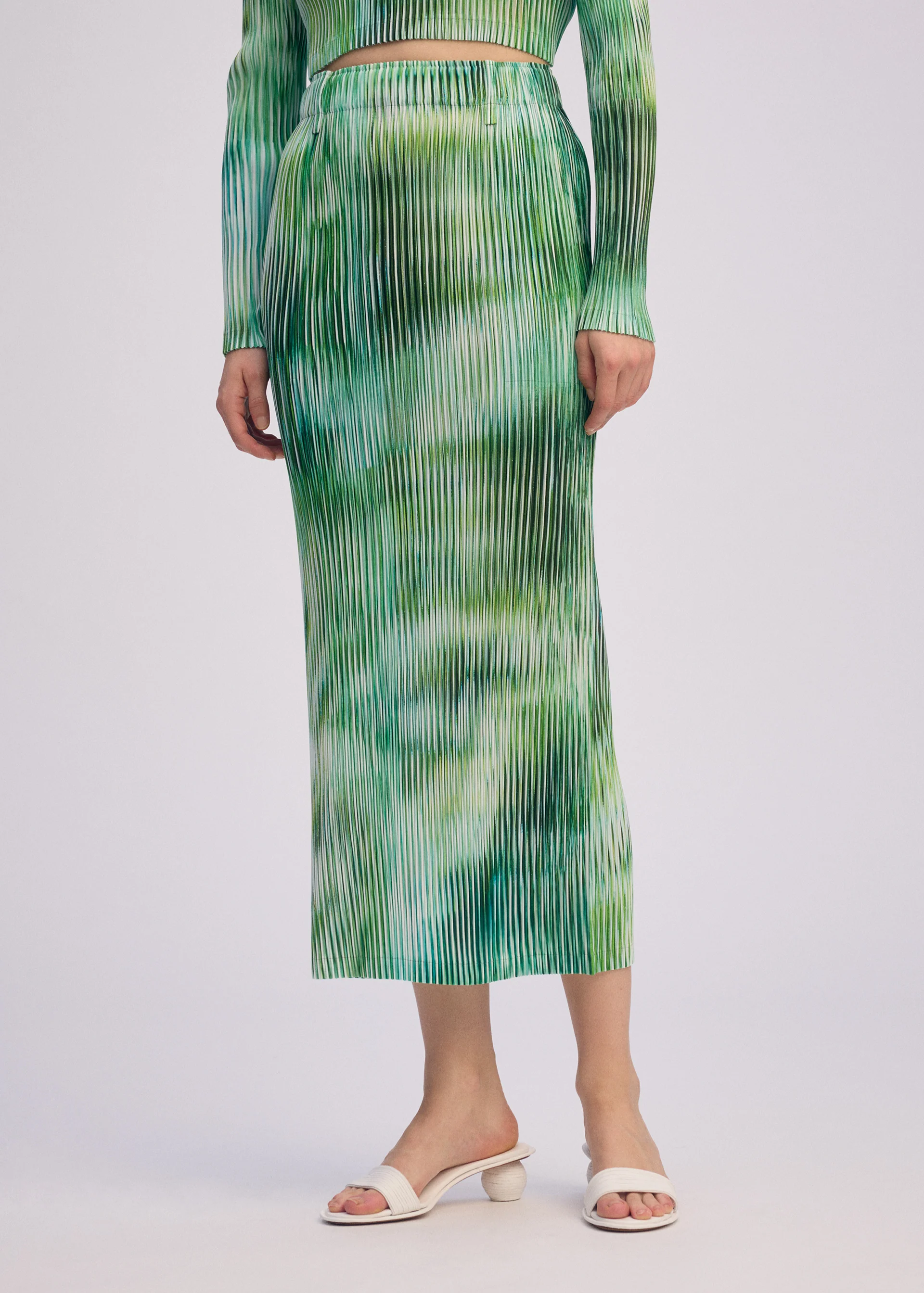 OBSCURE PLEATS - Image 8