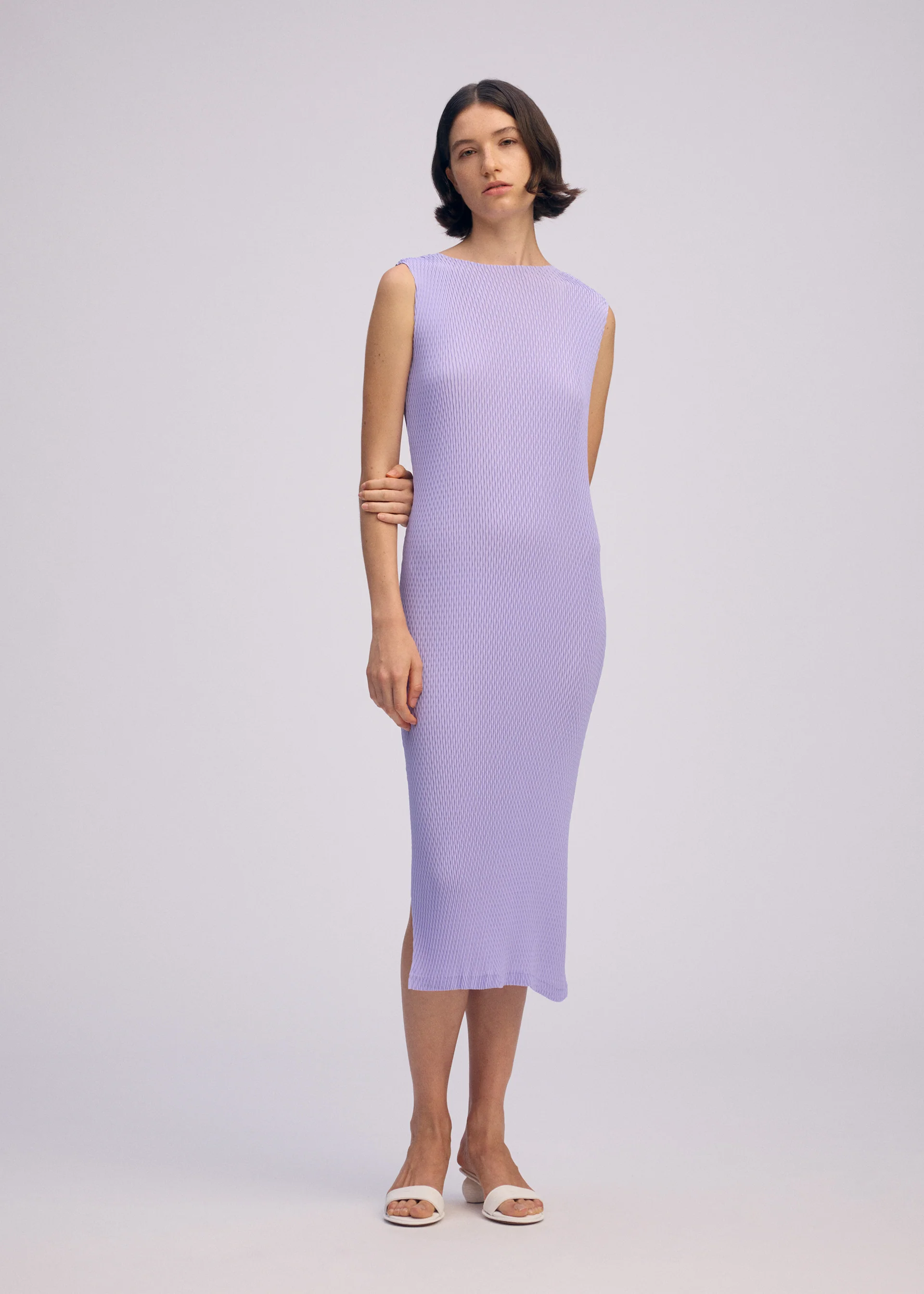RHOMBUS PLEATS - Image 6