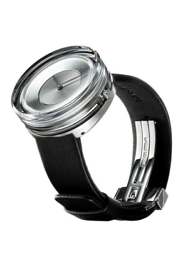 Glass Watch Designed by Tokujin Yoshioka - Image 3