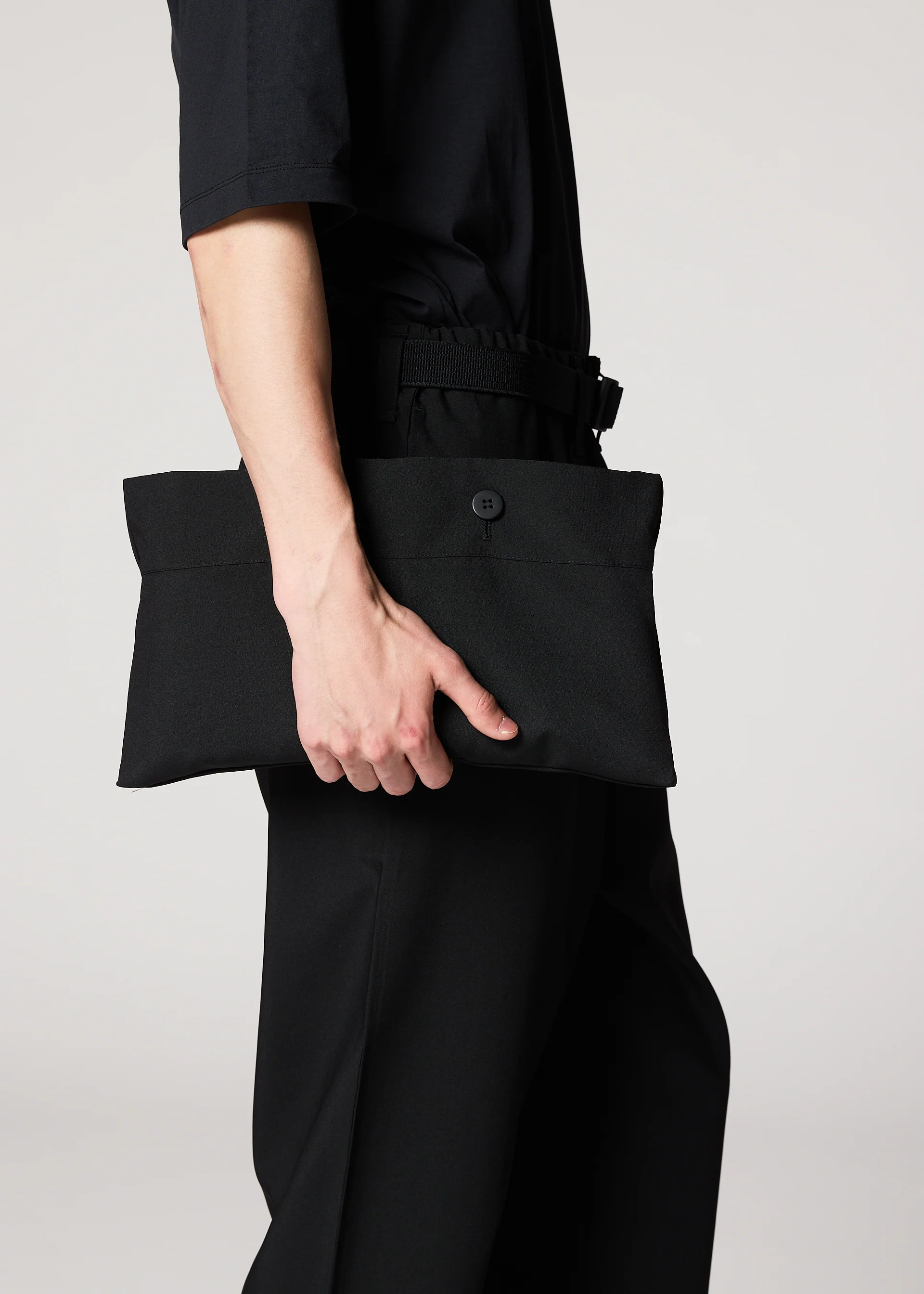 FLAT BLACK - Image 14