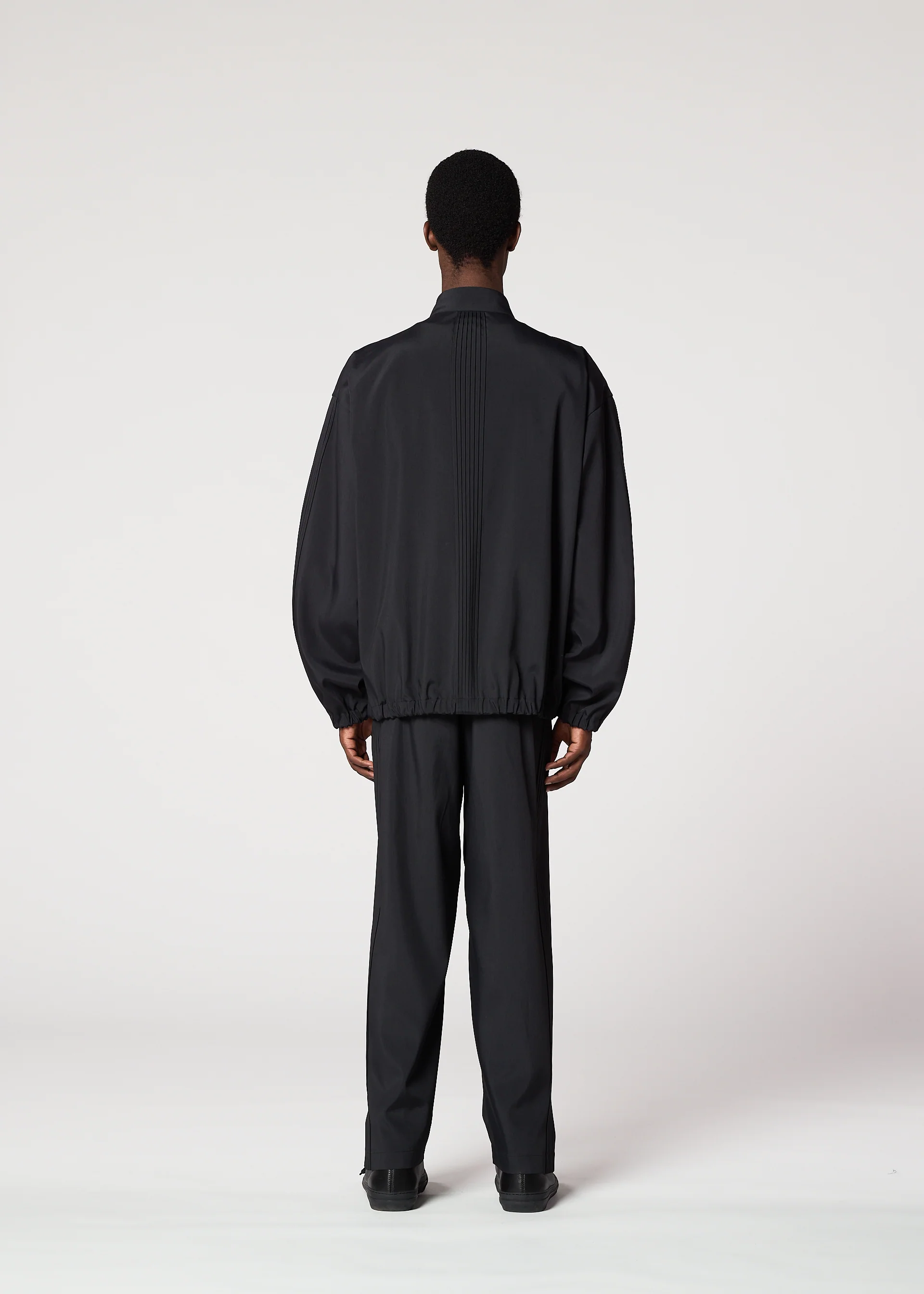 AIR PLEATS - Image 8