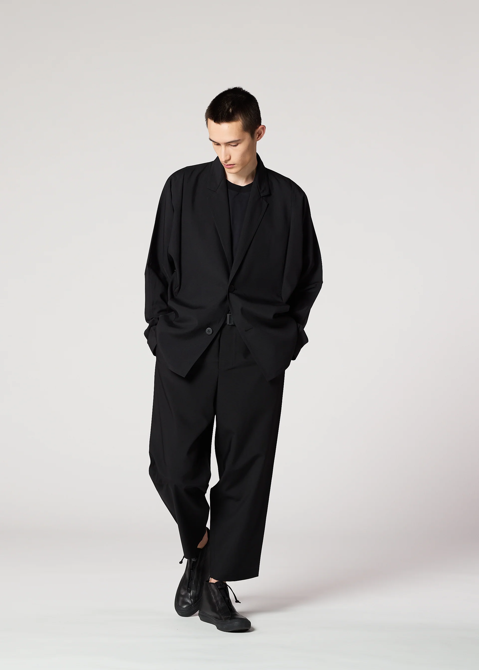 FLAT BLACK - Image 13