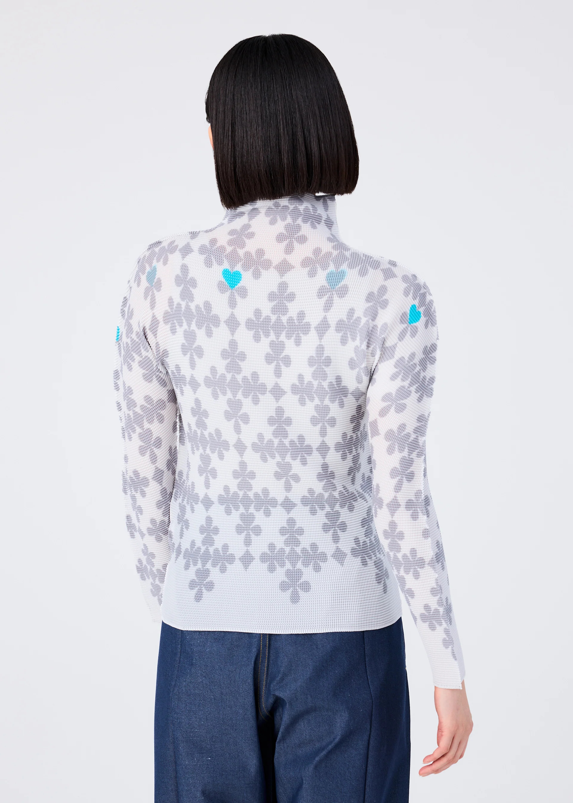 SUIT - Image 6