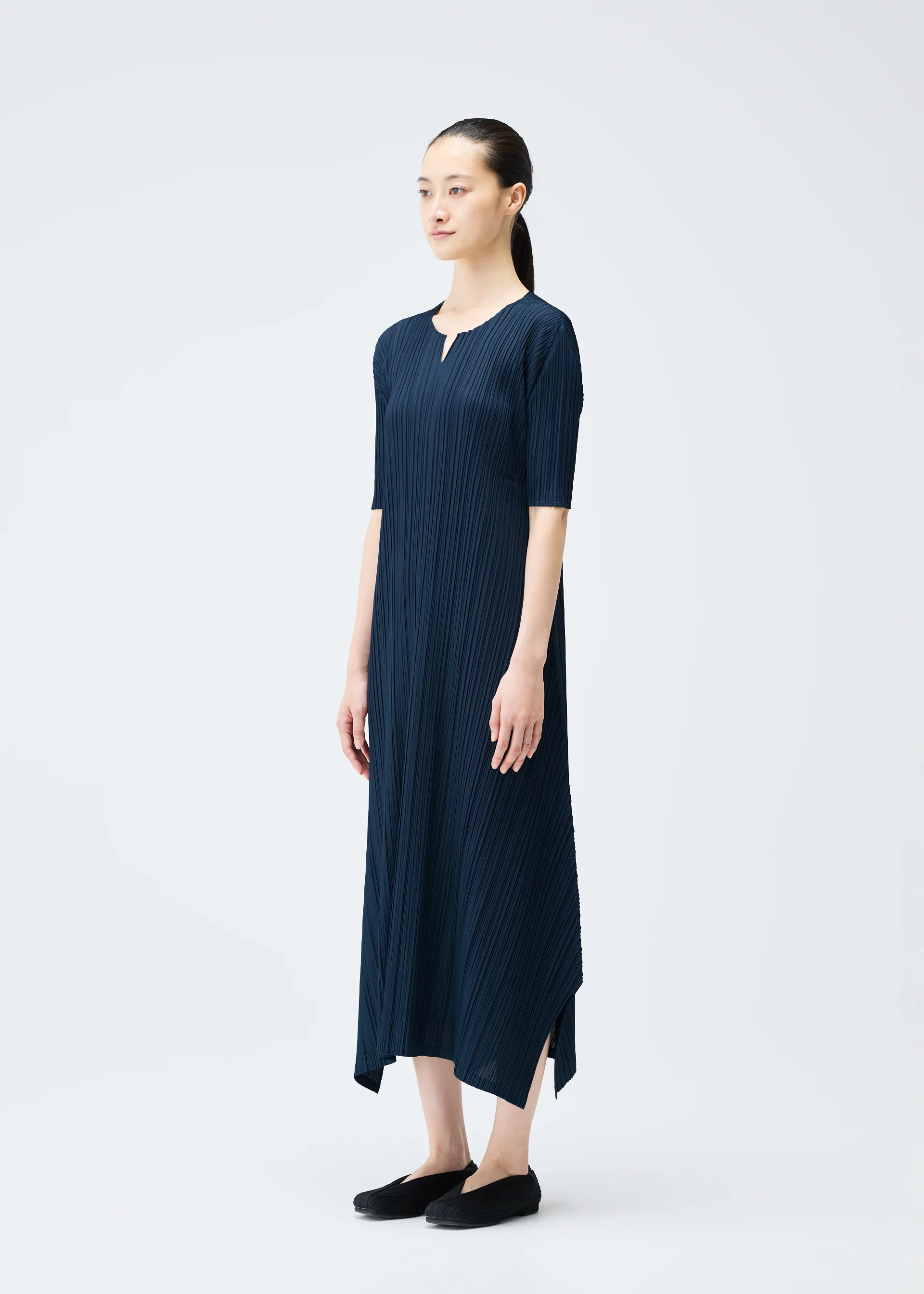 MELLOW PLEATS - Image 7