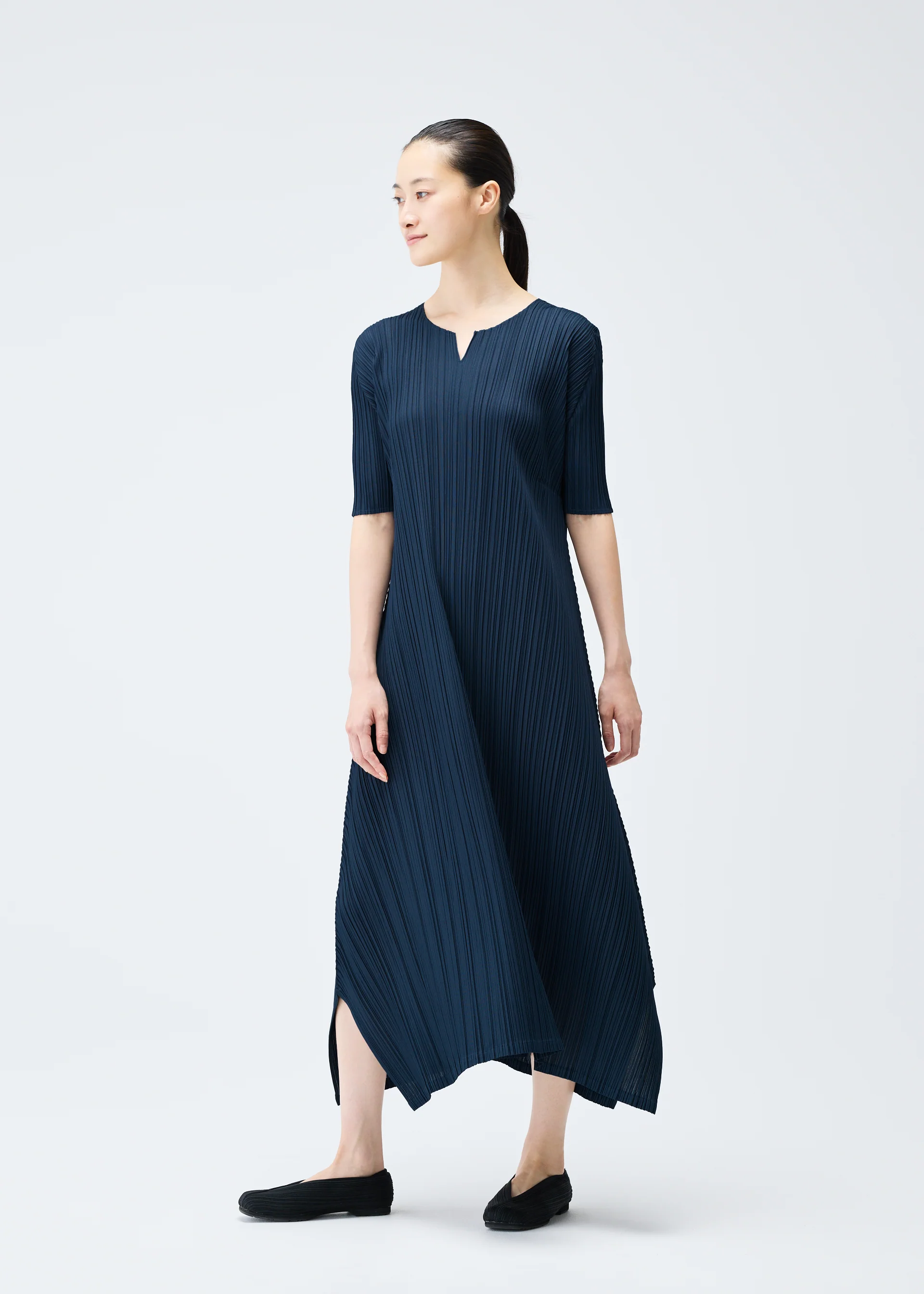 MELLOW PLEATS - Image 9