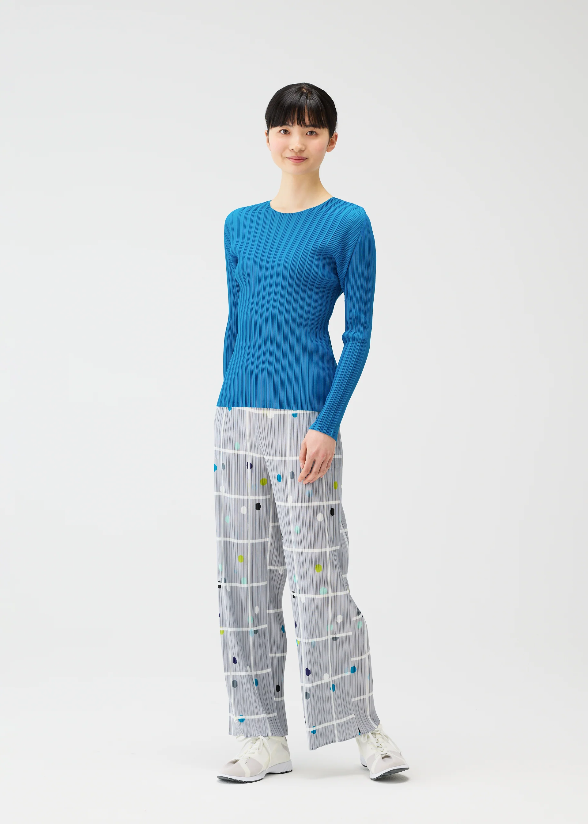 CROSSING DOTS - Image 7