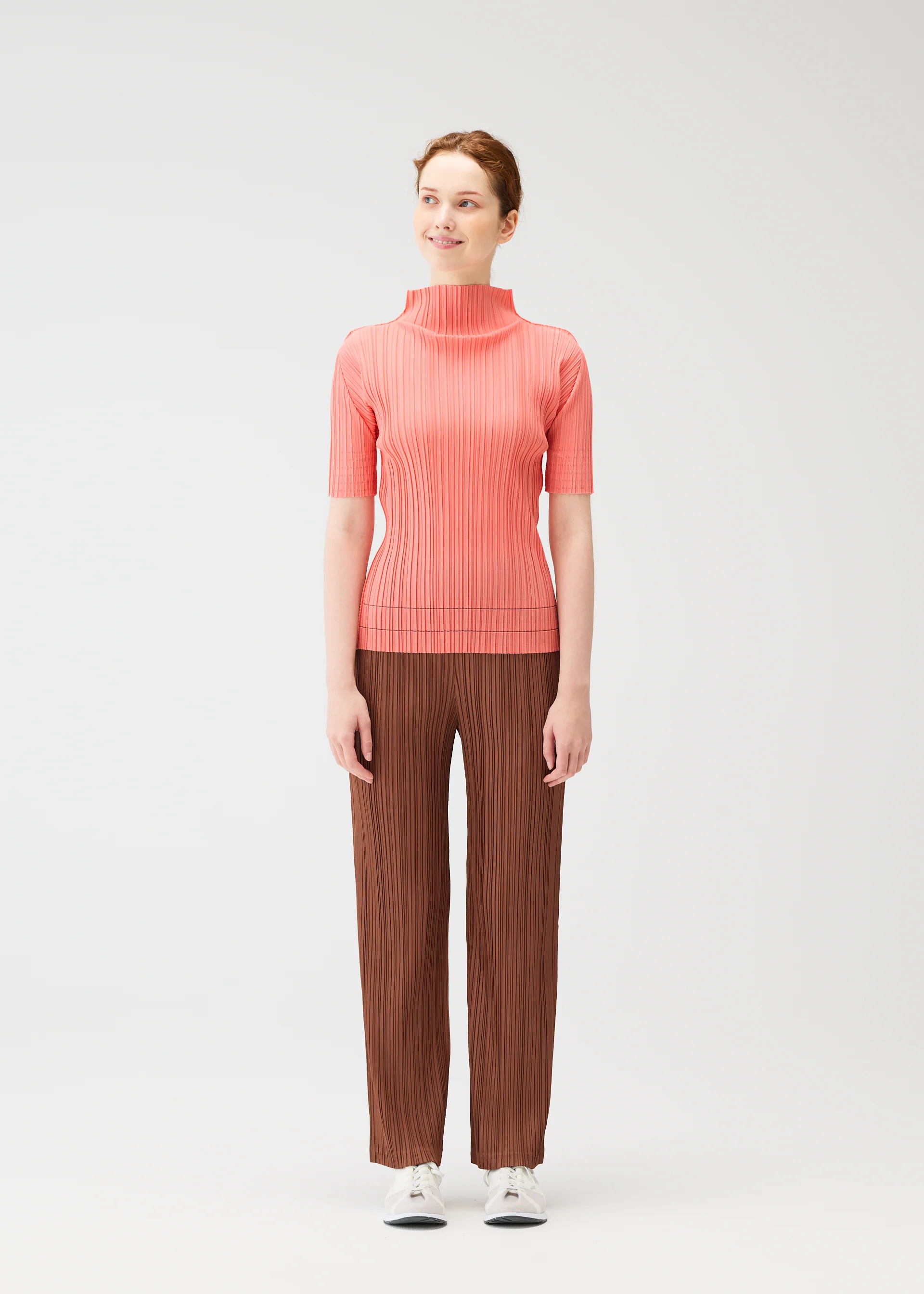 SOFT PLEATS - Image 5